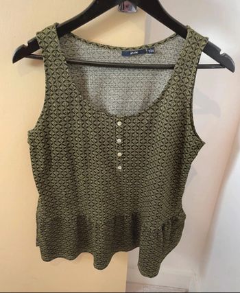 Débardeur motif neuf