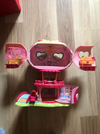 Maison my little pony