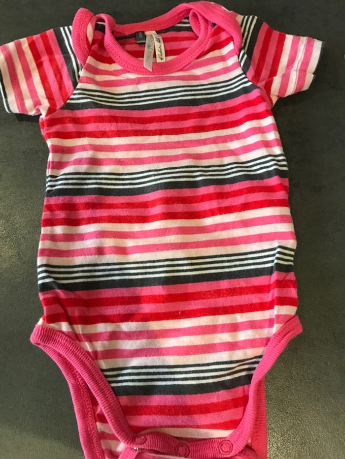 Lots de 4 bodies fille - photo numéro 4