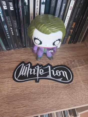 Patch White Lion