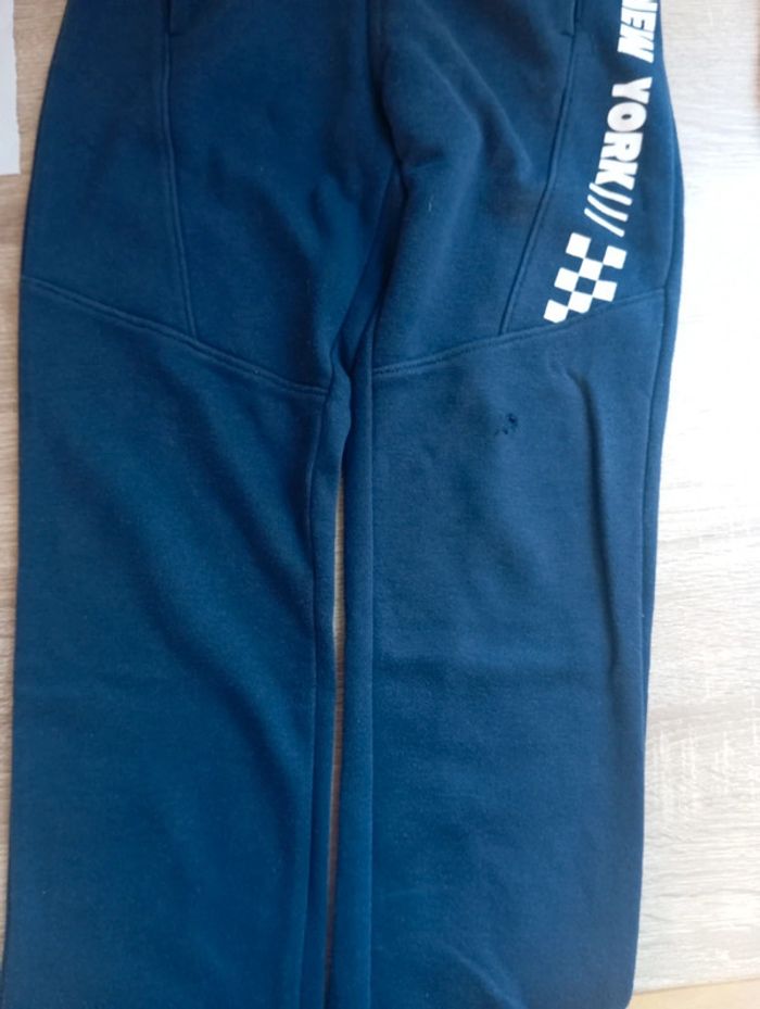 Lot 5 bas de jogging avec accros taille 8ans - photo numéro 4