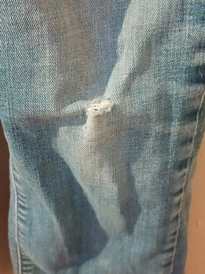 2 jeans Levi's avec défauts - photo numéro 13
