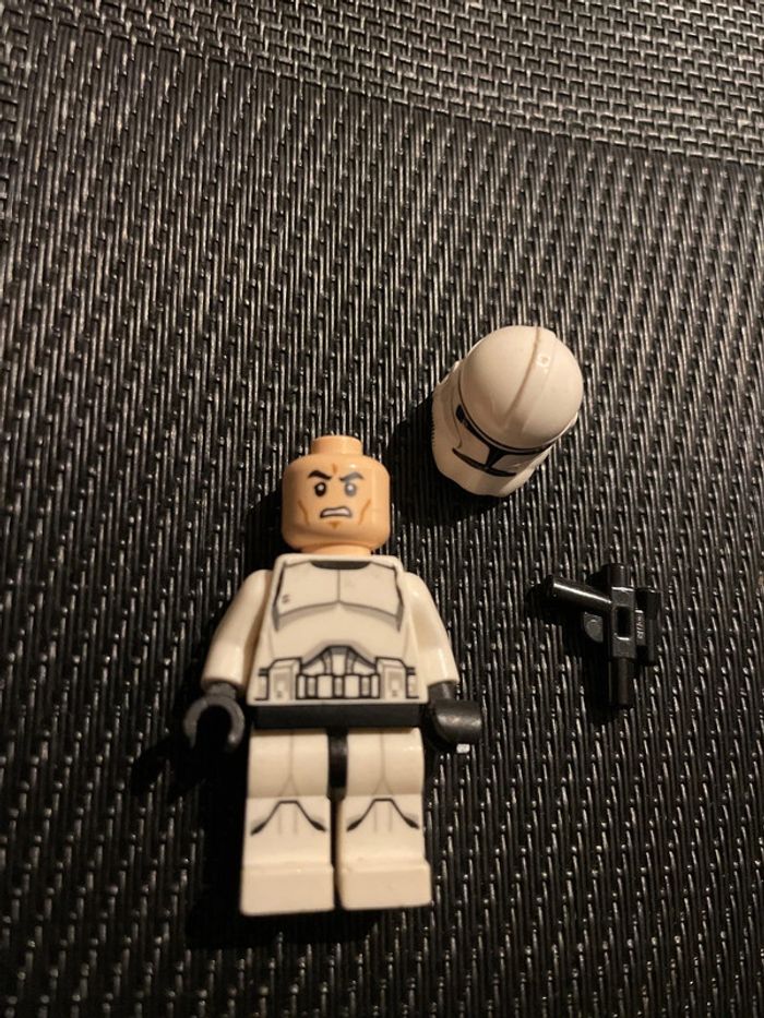 Lego Star Wars figurine clone trooper phase 2 sw0541 minifigure Lego 75028 officiel - photo numéro 4
