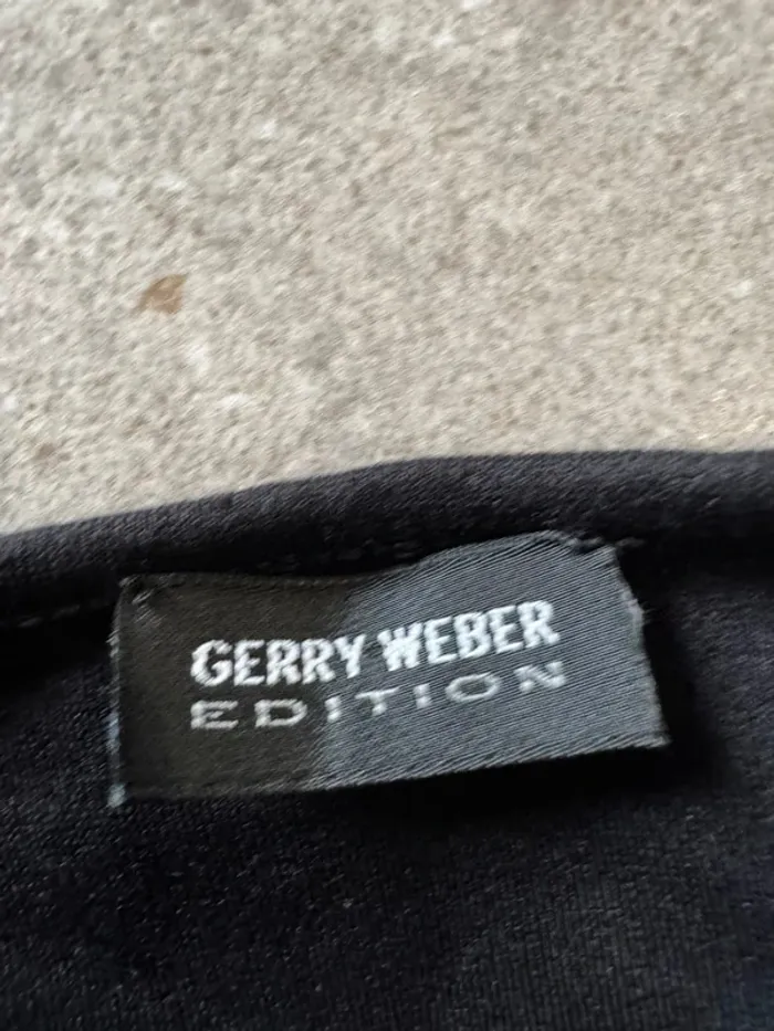 Veste noire Gerry Weber edition, très bon état, taille 42/44n - photo numéro 3