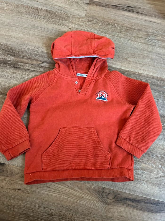 Pull à capuche 4 ans