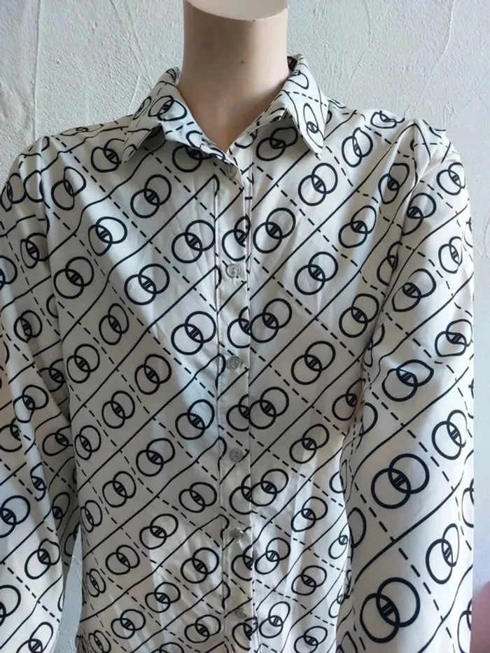 Chemisier à motifs géométriques - photo numéro 2