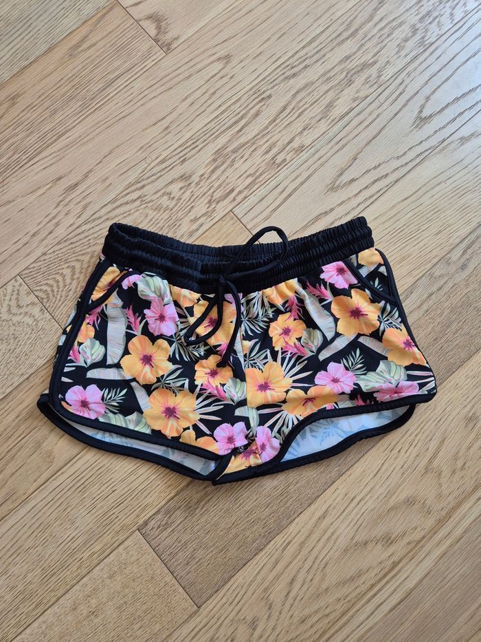 Short de plage fille 12 ans, neuf 🏖 - photo numéro 1