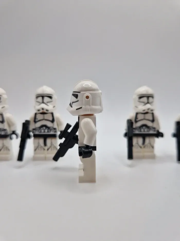 Figurines type lego 5 clones de première génération star wars - photo numéro 3