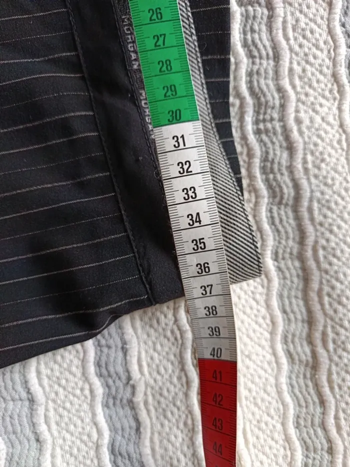 Pantalon Morgan t.36
jambes larges 
pattes d'éléphant - photo numéro 4