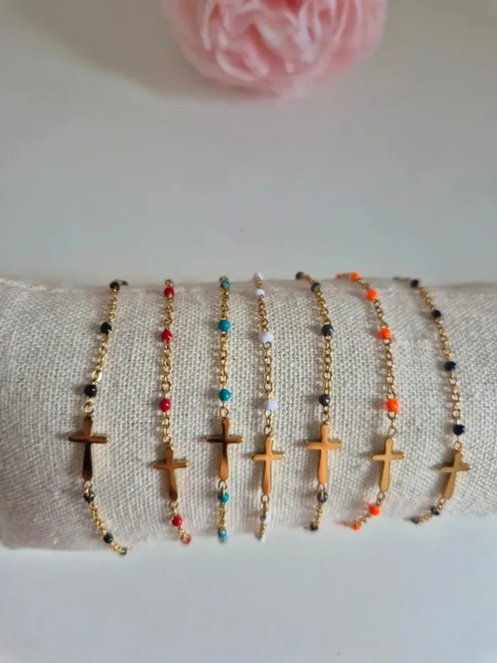 1 bracelet dorée or acier inoxydable avec perles 🌸 style gigi en acier inoxydable - photo numéro 2