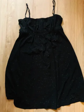 Robe noir fête