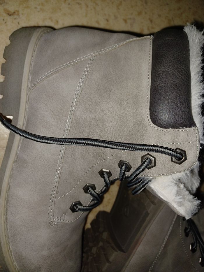 Chaussures montantes femme grise fourrées Pointure 38 - photo numéro 7