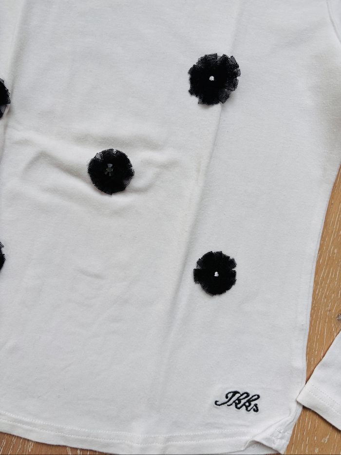 T-shirt fille IKKS 8 ans fleurs noir et blanc manches longues - photo numéro 2