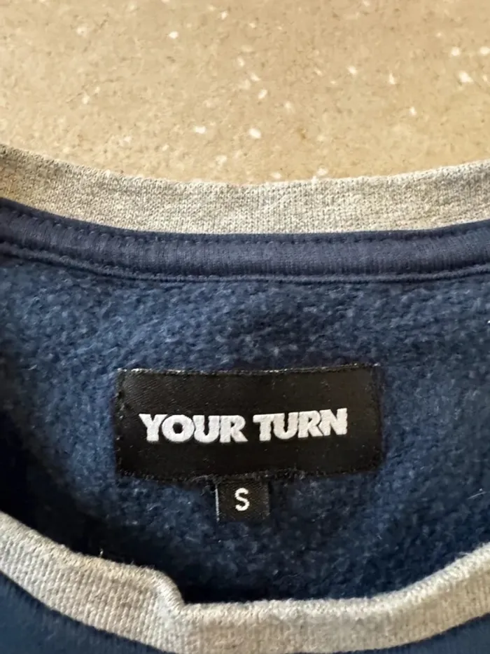 Pull Your Turn, taille S, très bon état - photo numéro 3