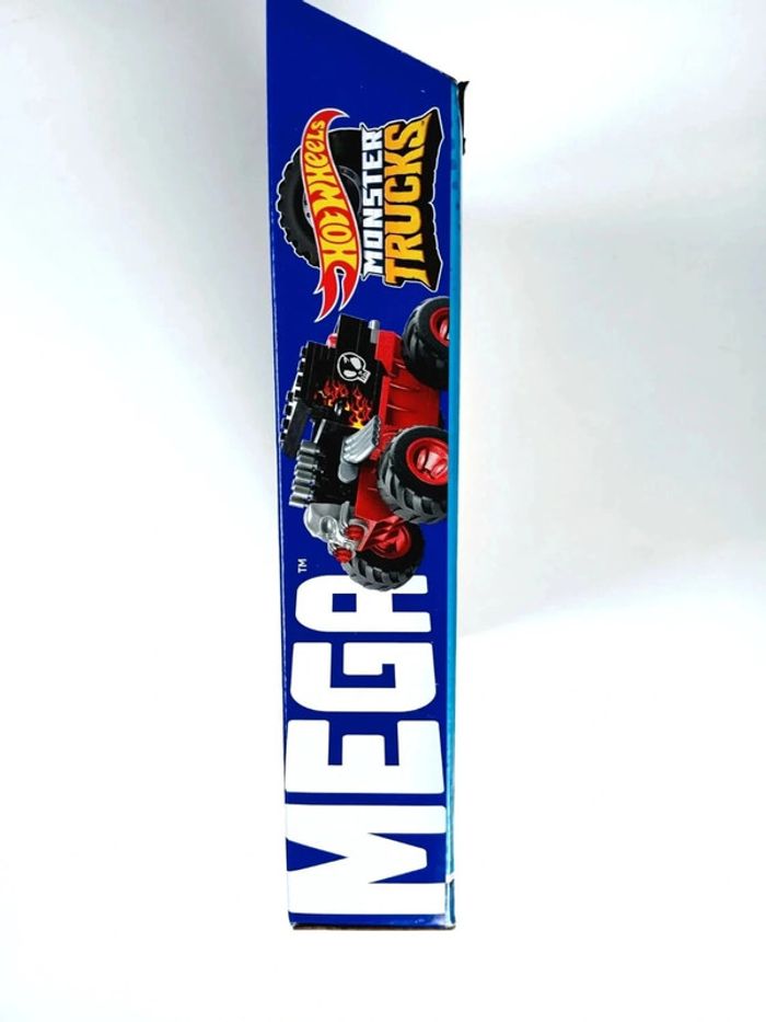 Mattel Hot Wheels MEGA Monster Trucks Smash & Crash Bone Shaker NEUF - photo numéro 4