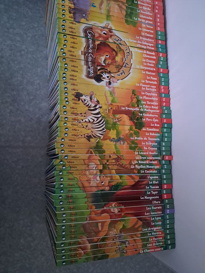 Lot livres et animaux de la collection le monde des animaux sauvage - photo numéro 9