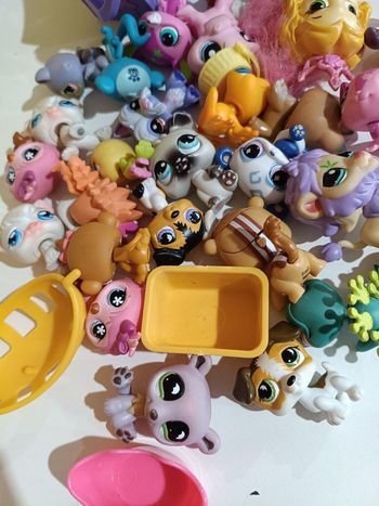 Lot figurines Littlest Pet Shop 
