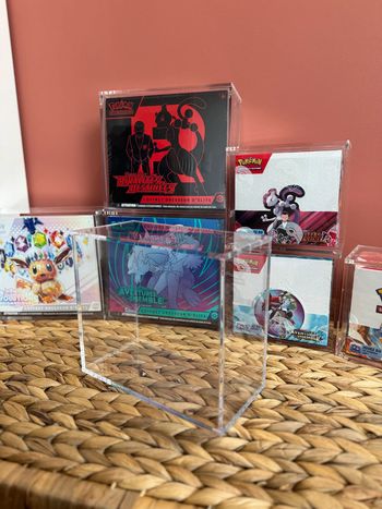 Protection acrylique aimantée pour ETB Pokémon - Neuve