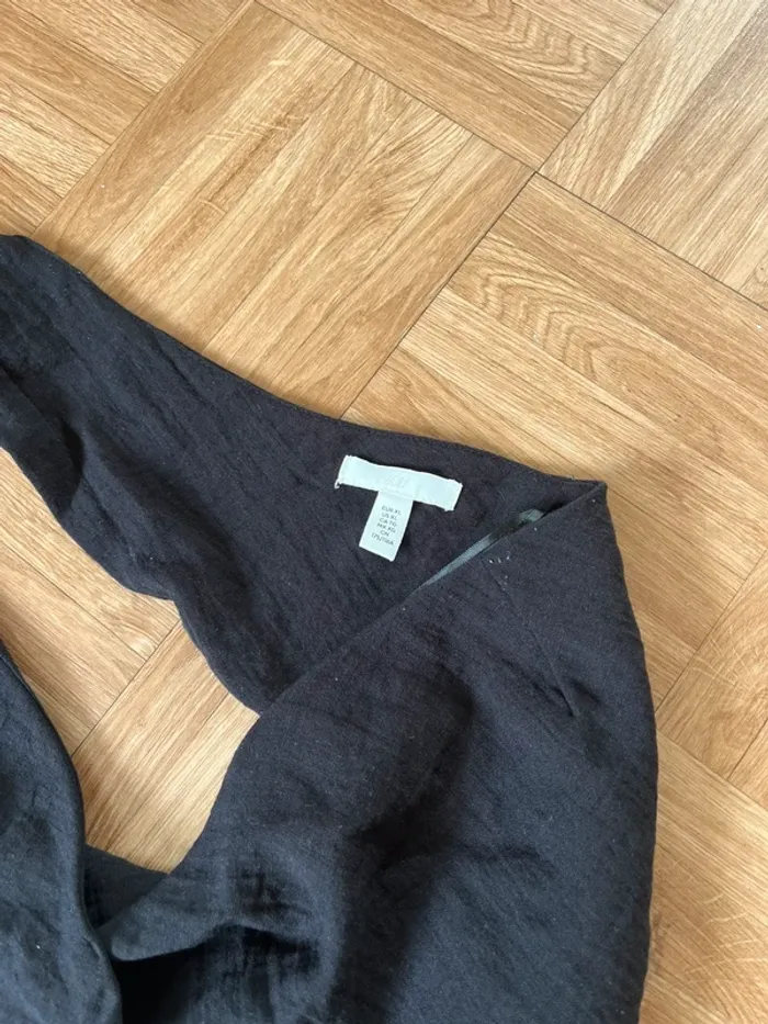Top haut bustier croisé noir H&M - photo numéro 4