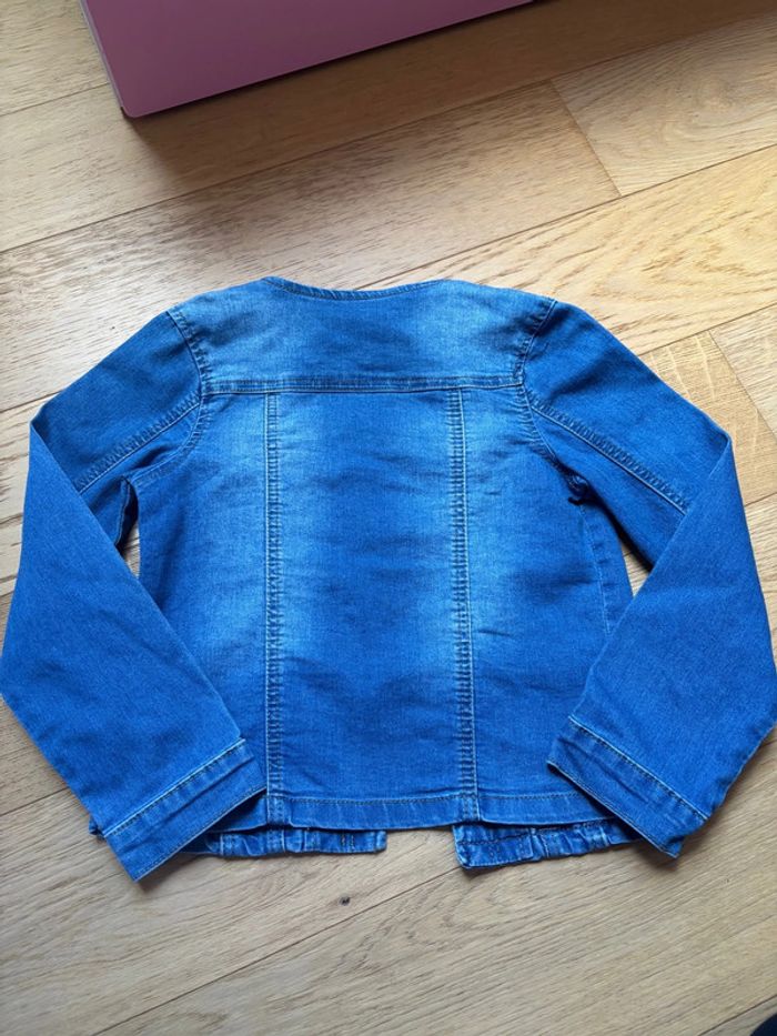 C’est en jean Tissaia - photo numéro 2