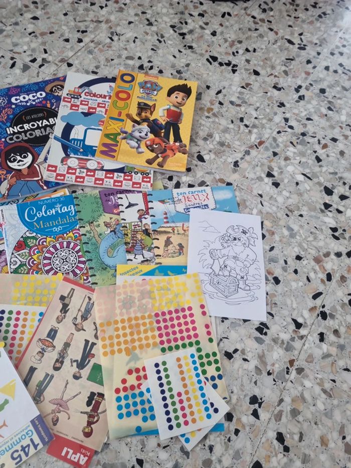 Lot coloriages et activités - photo numéro 3