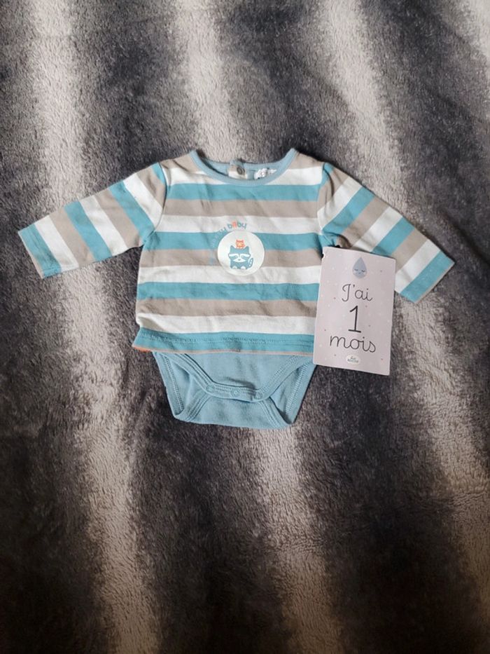 Body avec tee shirt manches longues 1 mois