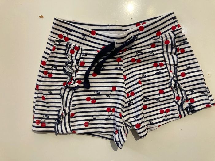 Lot 2 shorts - photo numéro 4