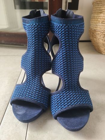 Chaussures ouvertes T38