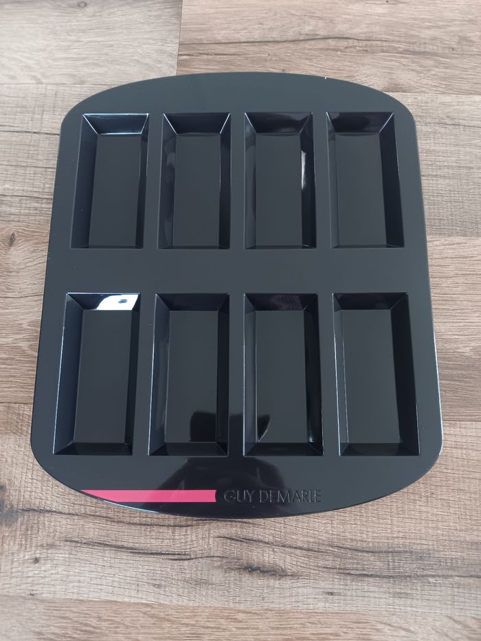 Moule 8 financiers guy demarle orha neuf