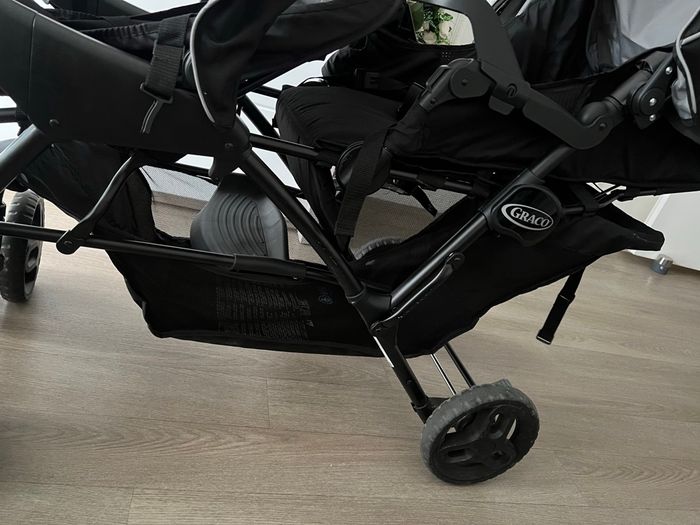 Poussette double graco - photo numéro 3