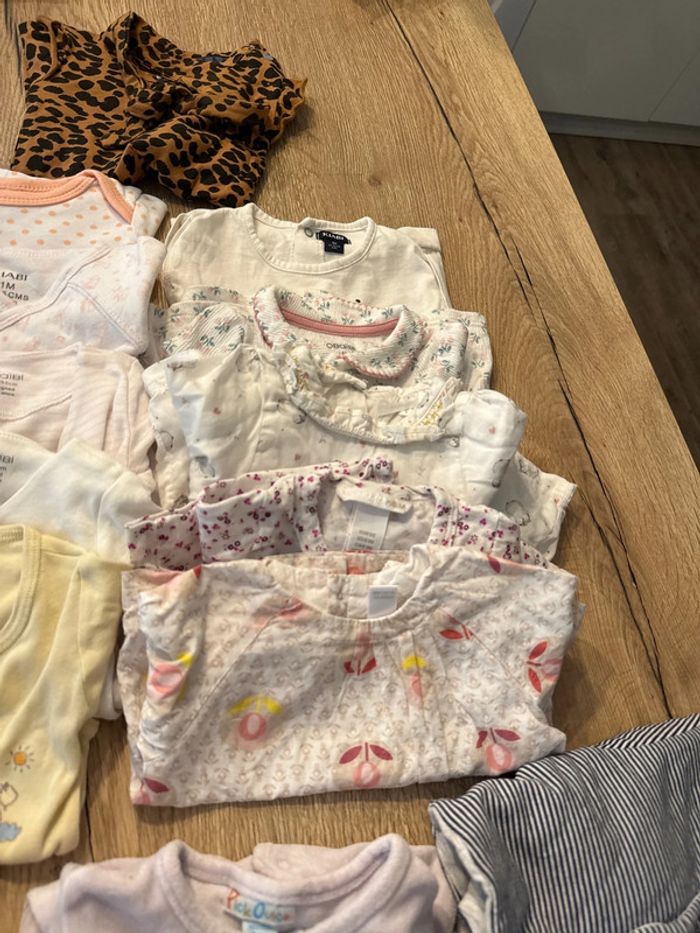 Lot vêtement 26 pièces fille 1 mois - photo numéro 5