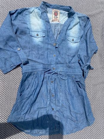 Chemise jean Bershka taille 36 neuve