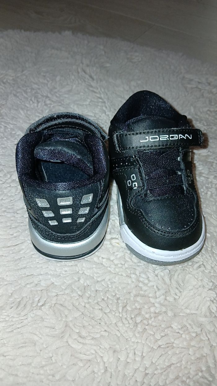 Basket Jordan bébé - photo numéro 3