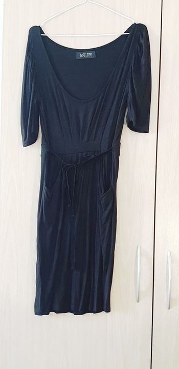 Très jolie robe noire ZARA taille L