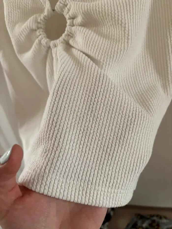 Top court écru Primark t.S 38-40 comme neuf - photo numéro 4