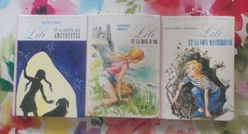 3 LILI BIBLIOTHEQUE ROSE