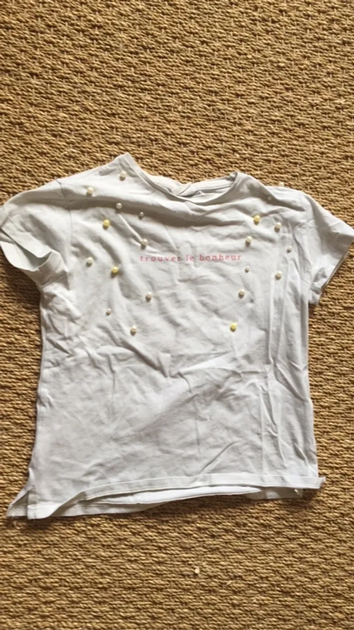T-shirt avec perles