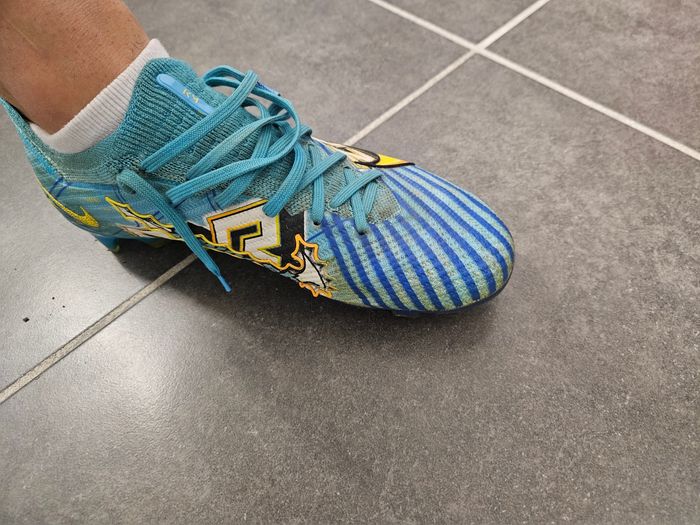 Chaussures de foot nike kylian - photo numéro 3
