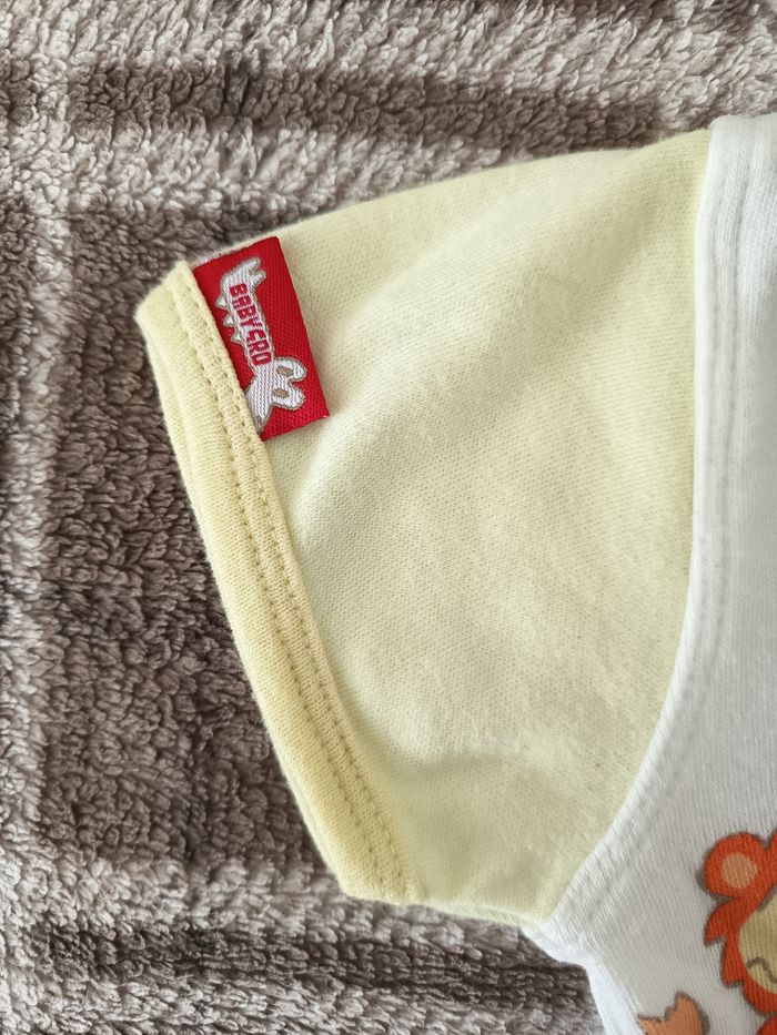 👕 T-shirt Enfant - 3 Mois / Babygro' - photo numéro 5