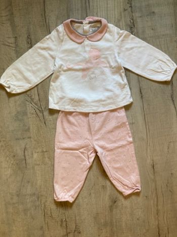 Pyjama Obaïbi, taille 18 mois, en très bon état