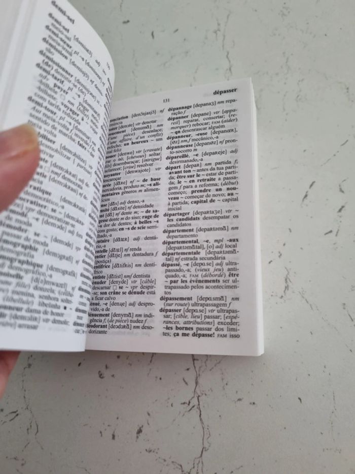 Mini Dictionnaire francais portugais /portugais français - photo numéro 6