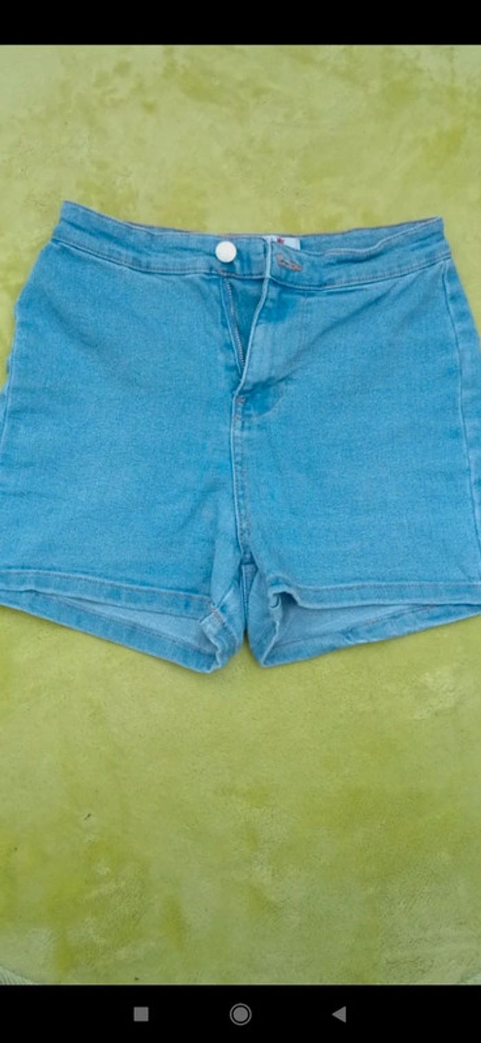 Short en jean Jennyfer taille 34