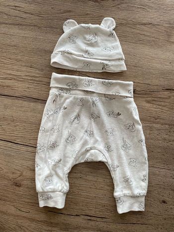 Ensemble bébé pantalon et bonnet