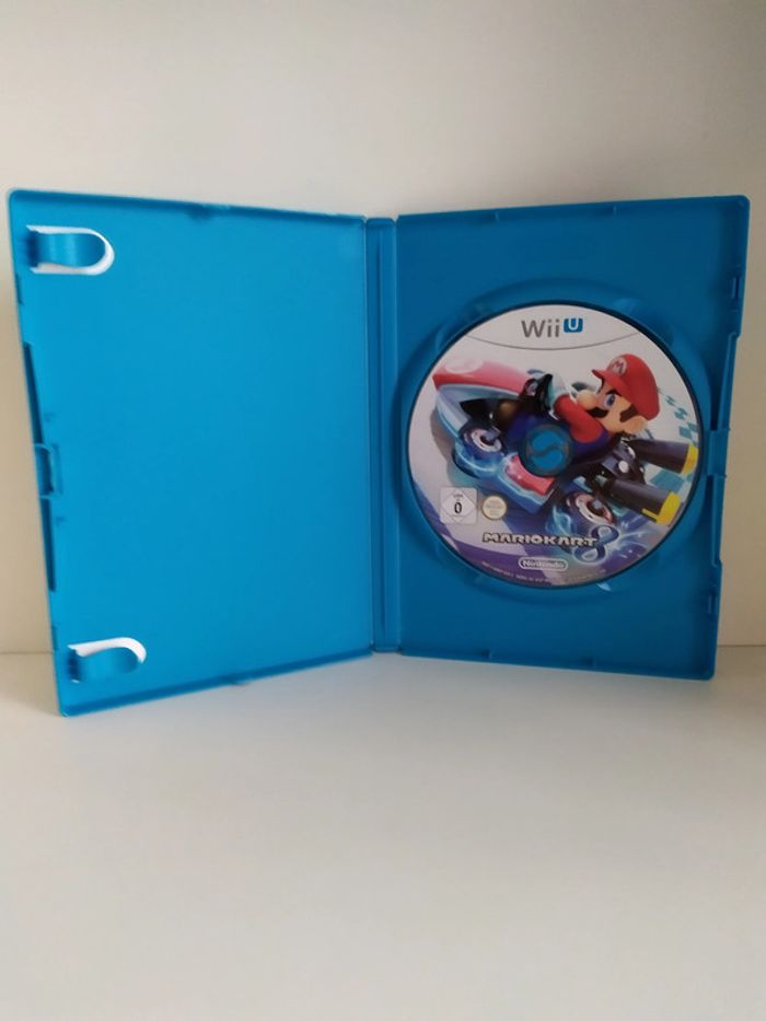 Mario Kart 8 Nintendo Wii U en boite - photo numéro 3
