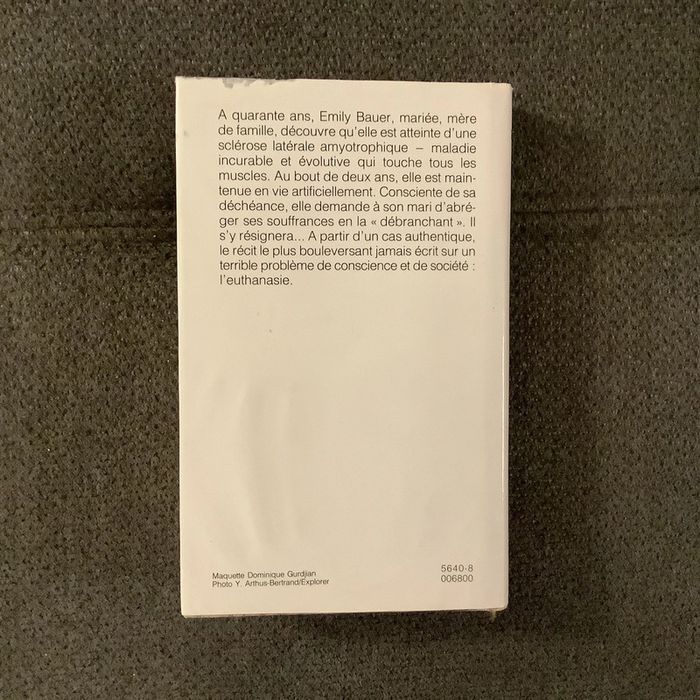 Livre je soussignée Emilie Bauer ( témoignage) - photo numéro 2