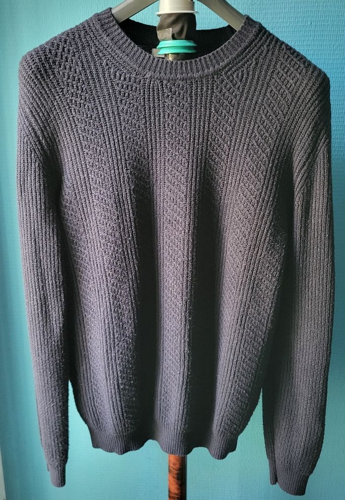 Pull en maille Mango taille L bleu marine en très bon etat mixte en très bon état. - photo numéro 8