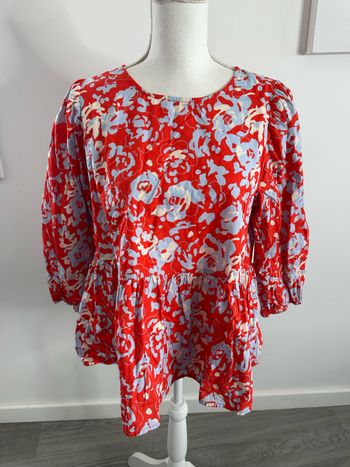 Blouse à fleurs rouge et bleu ciel Vila T40 L