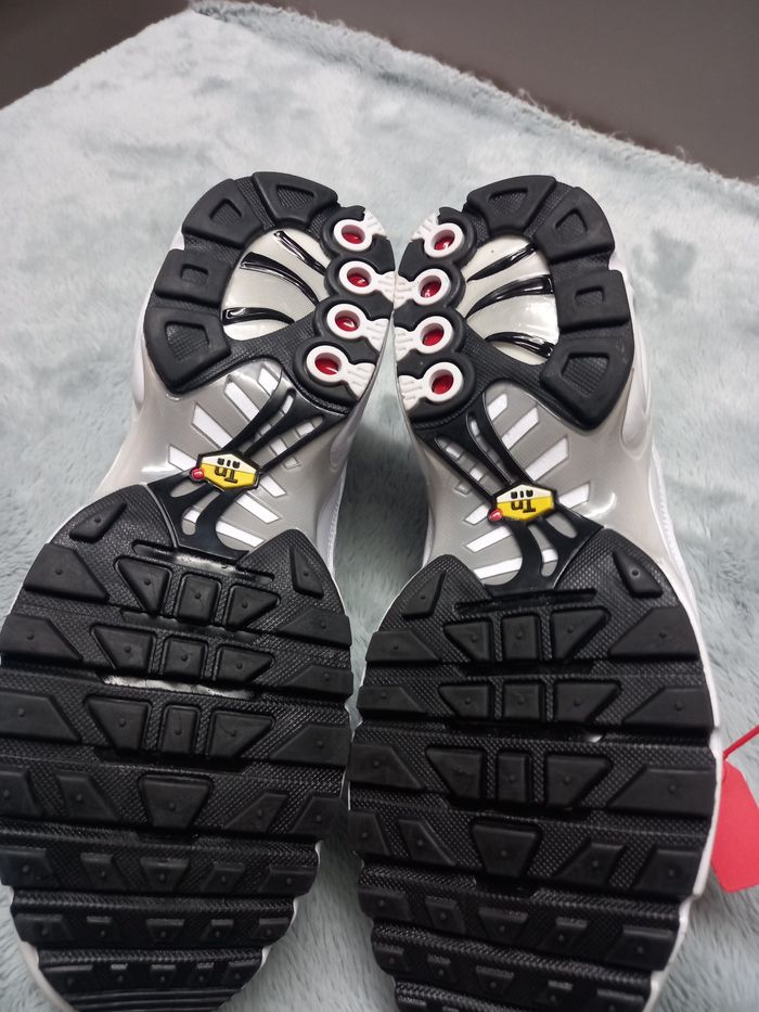 Baskets  Nike Air Max TN  noir, blanc,gris, taille 43 - photo numéro 6