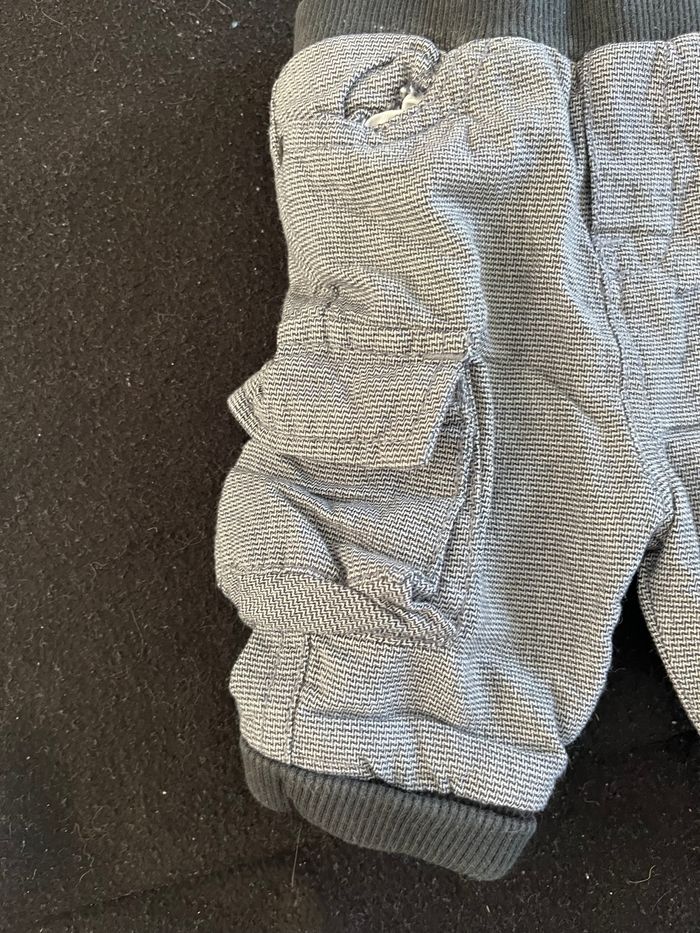 Pantalon 1 mois - photo numéro 4