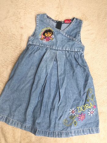 Robe / 3ans / dora l’exploratrice